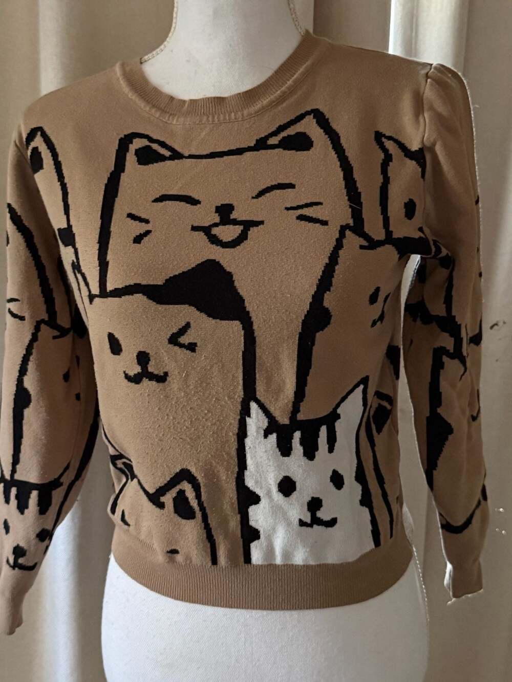 Lizette Collection Cat Print Sweater Size L Beige Black